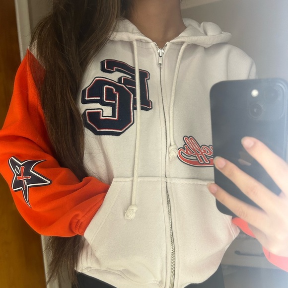 xs, graphic streetwear zip up - Picture 2 of 3